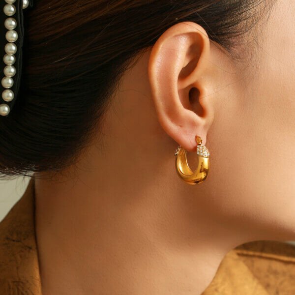 U-shaped geometric diamond fashion earrings